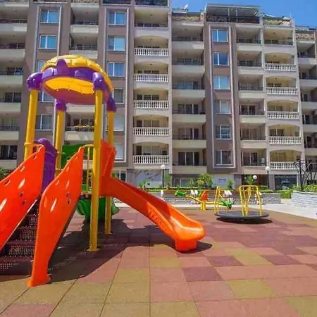 Cozy With Pool In * Burgas
