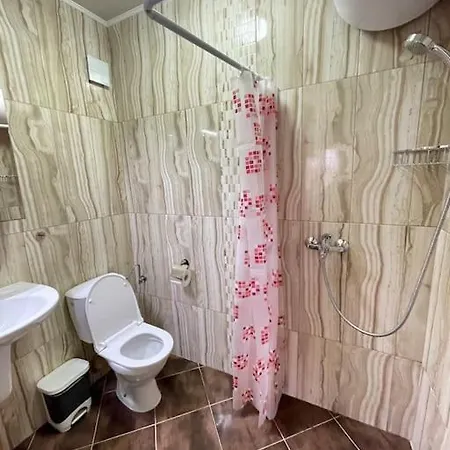 Cozy With Pool In Бургас